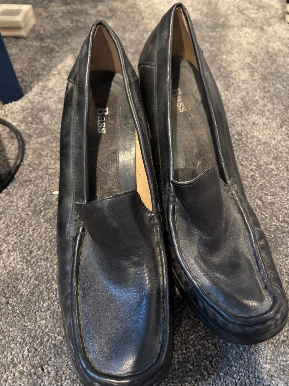 Bass Black Leather Women's Slip-On Loafers